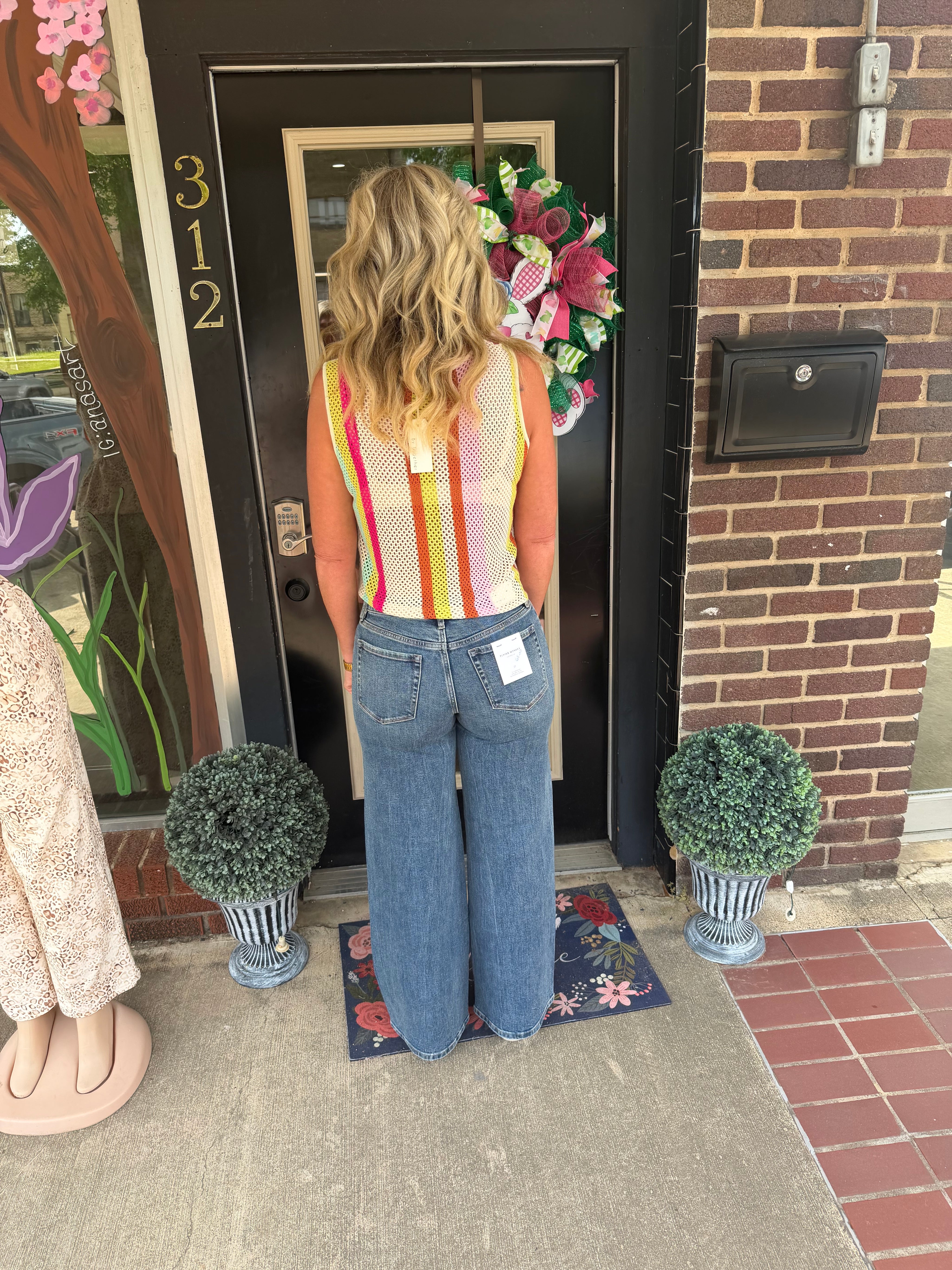 Sally’s vintage wash mid rise flying monkey