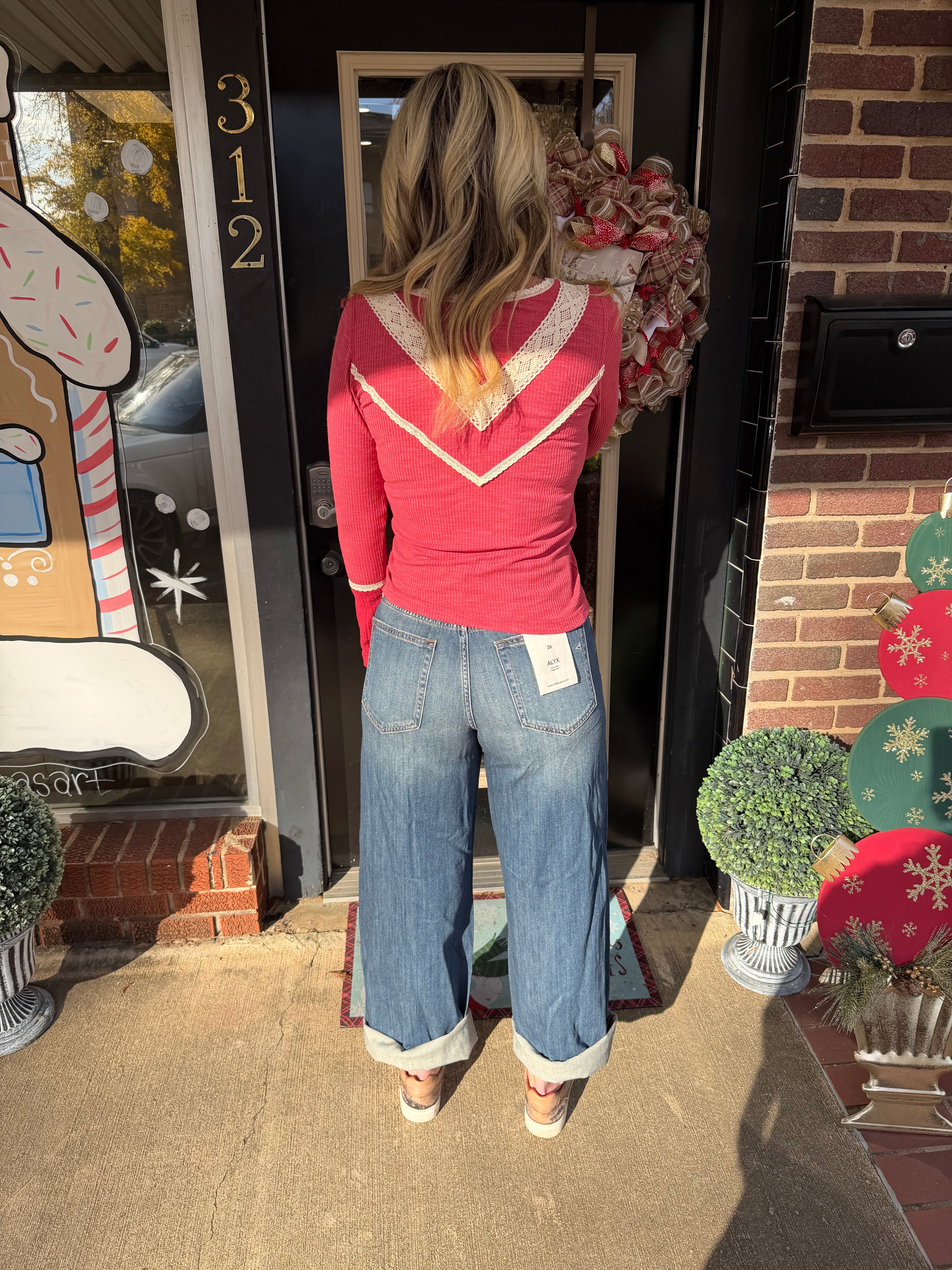 Hidden- stitched wide leg