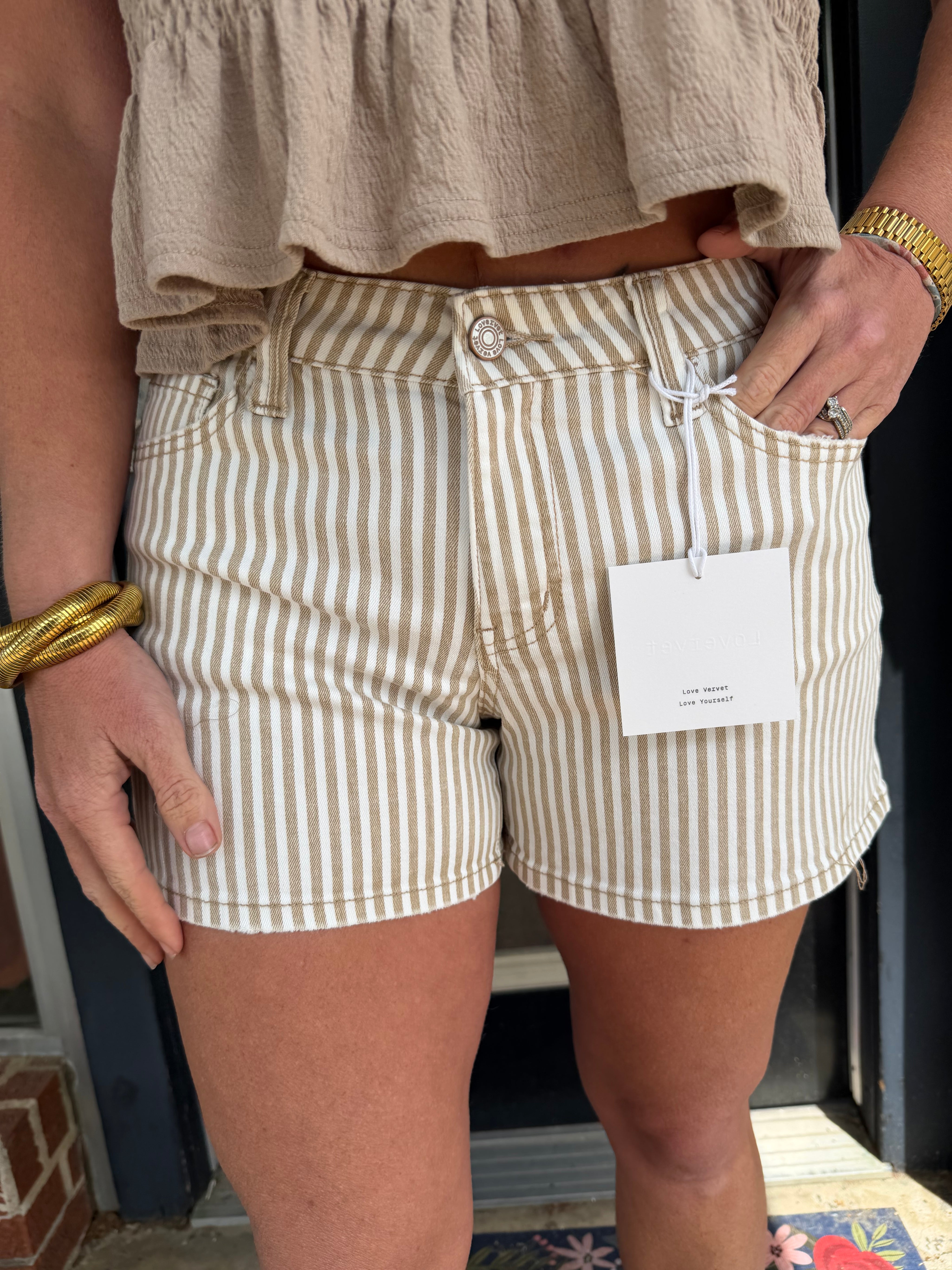 Sandy Stripe Lovervet Denim Shorts