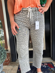 Vervet grey leopard jeans