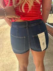 Square pocket risen shorts