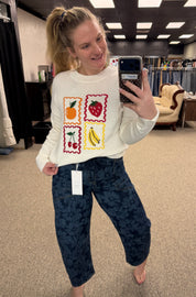 Floral risen baby barrel jeans