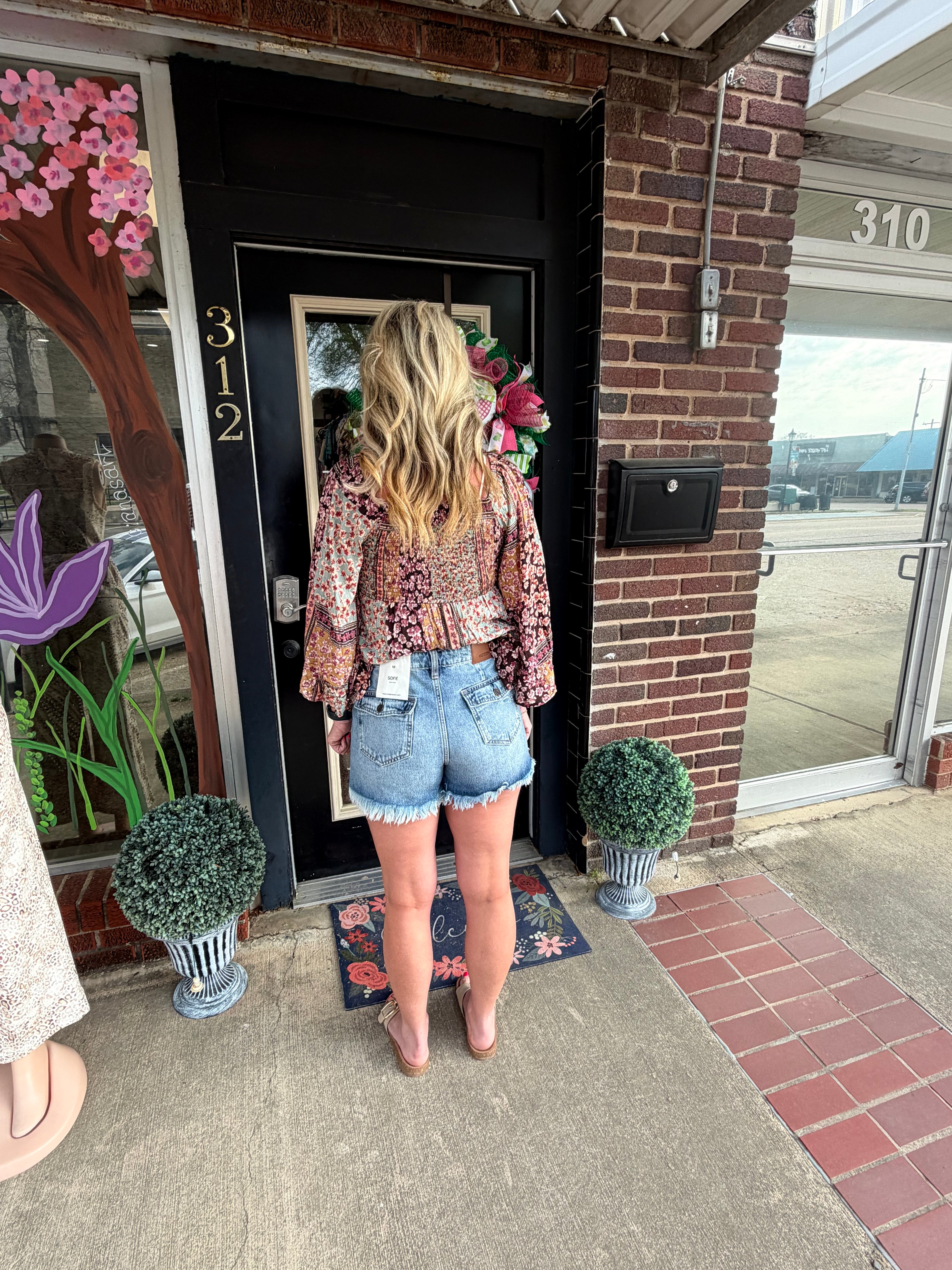 Hidden Brand High Rise Distressed Denim Shorts – 100% Cotton Frayed Hem Summer Shorts