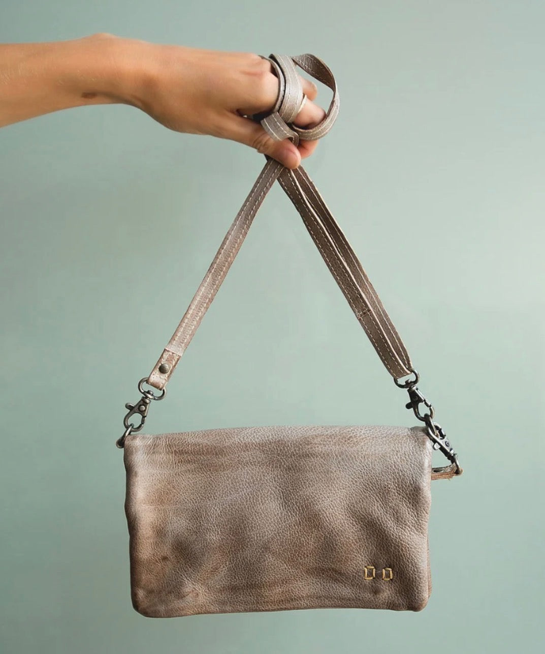 Bed| STÜ Cadence Wristlet