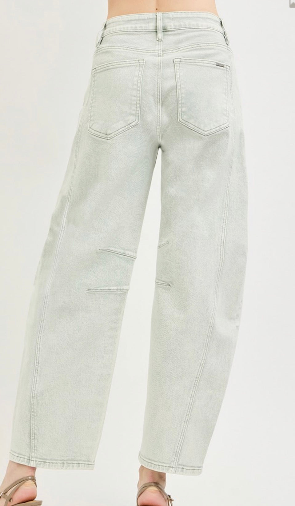 Risen Sage Wash Baby Barrel Jeans – High Rise Cropped Barrel Denim