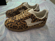 Leopard tennis shoes
