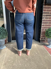 Josephine textured crop barrel