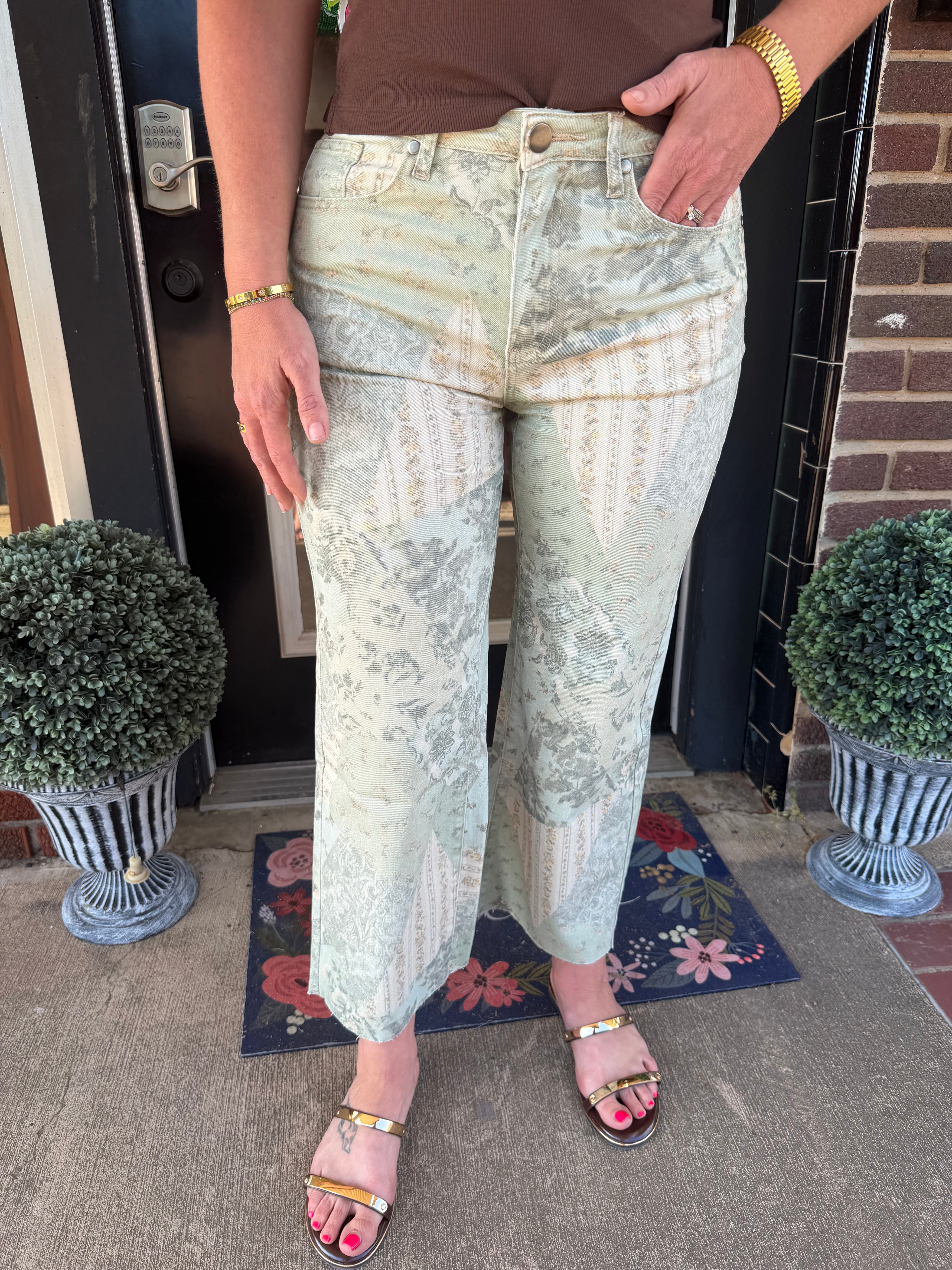 Sage Vintage Floral Straight Leg Pants – High Rise Stretch Cropped Pants