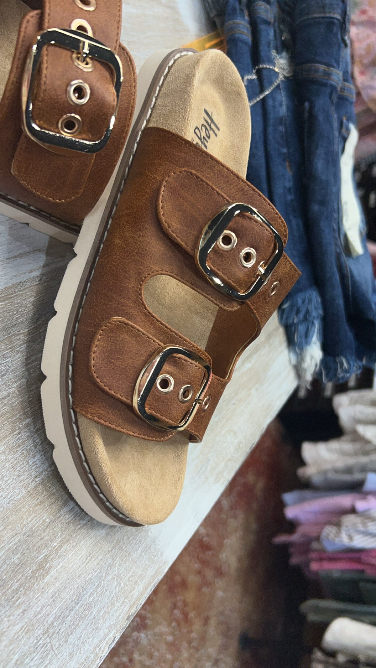The buckle up slides