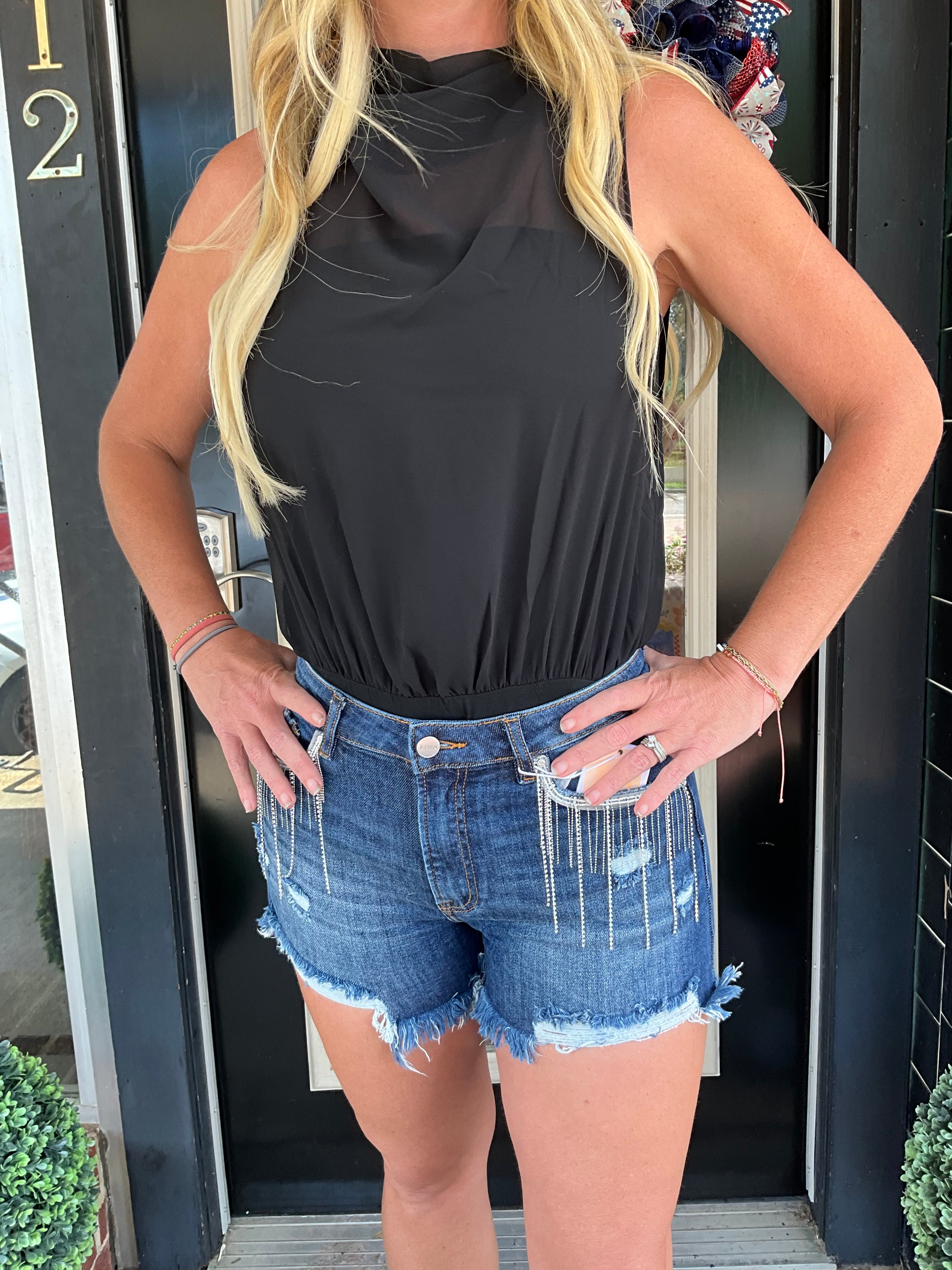 Sleek intentions top