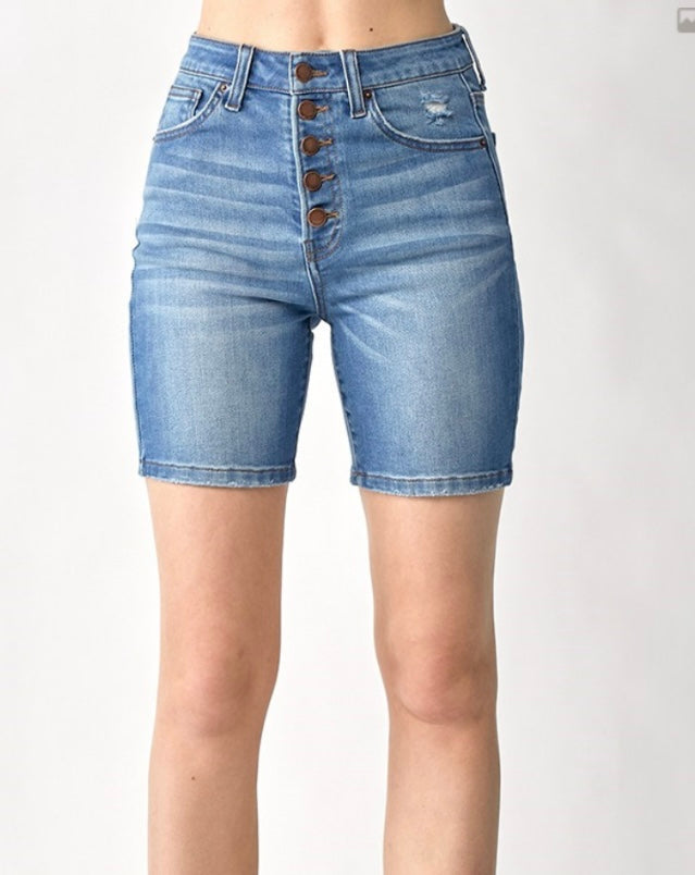 Button fly risen Jean short