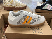 Floral tennies