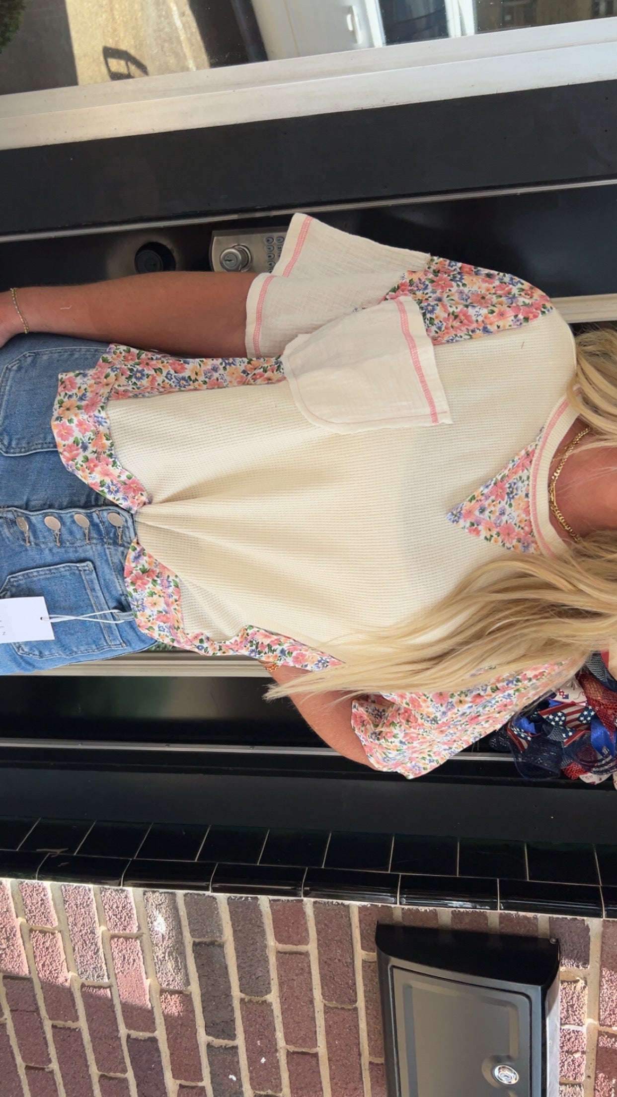 Flora stitches top